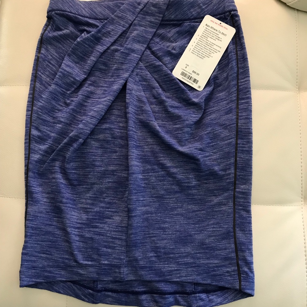NWT HSAP LULULEMON & GO WHERE TO SKIRT - - Size 8 - Picture 2 of 8